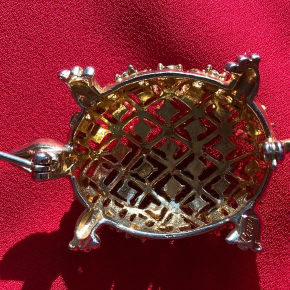 Vintage Coro Turtle Brooch - Picture 4 of 8